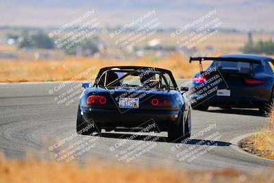 media/Sep-28-2024-Turn8 Trackdays (Sat) [[81b87d0494]]/Intermediate 2/Session 2 (Bowl Exit)/